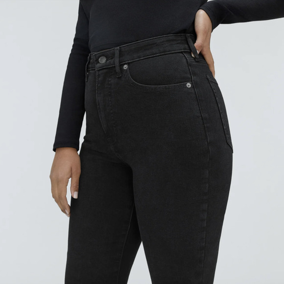 Everlane The Curvy High-Rise Black Skinny Jean - Picture 6 of 7